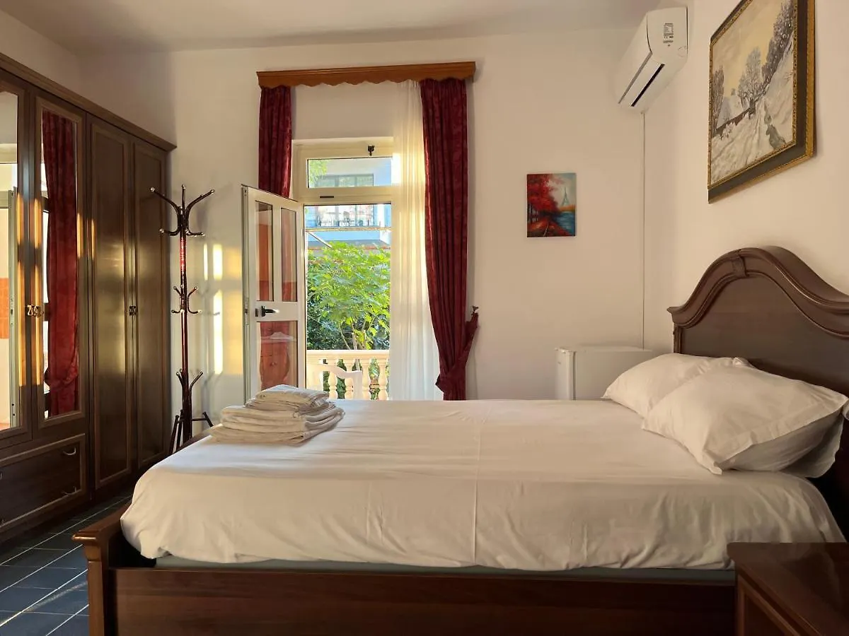 Rei'S Place Vlore