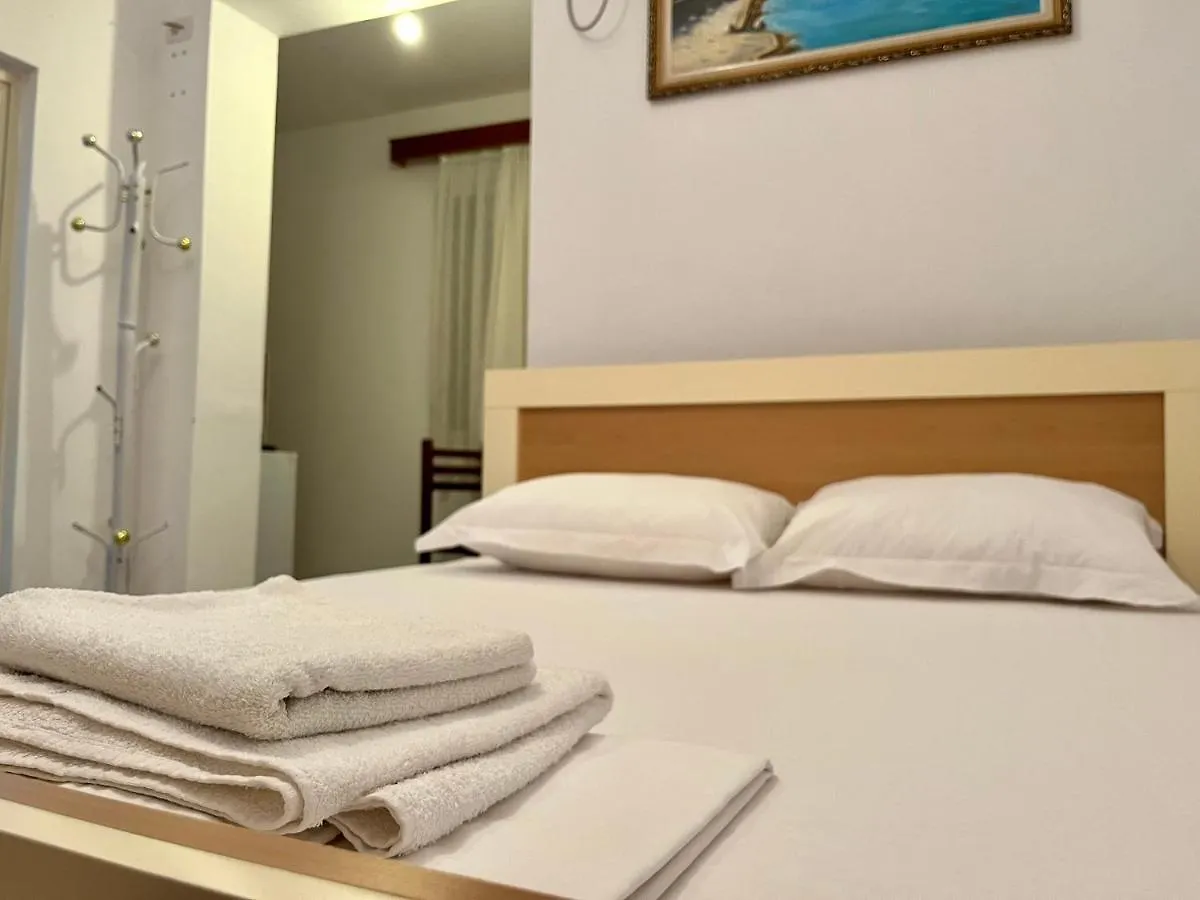 Vlorë Rei'S Place אלבניה