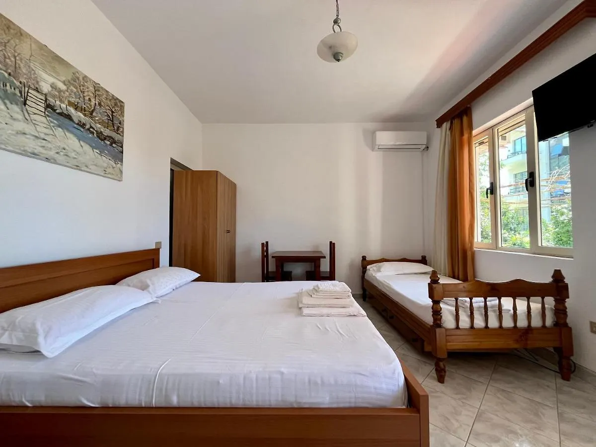 Vlorë Rei'S Place 0*,  אלבניה