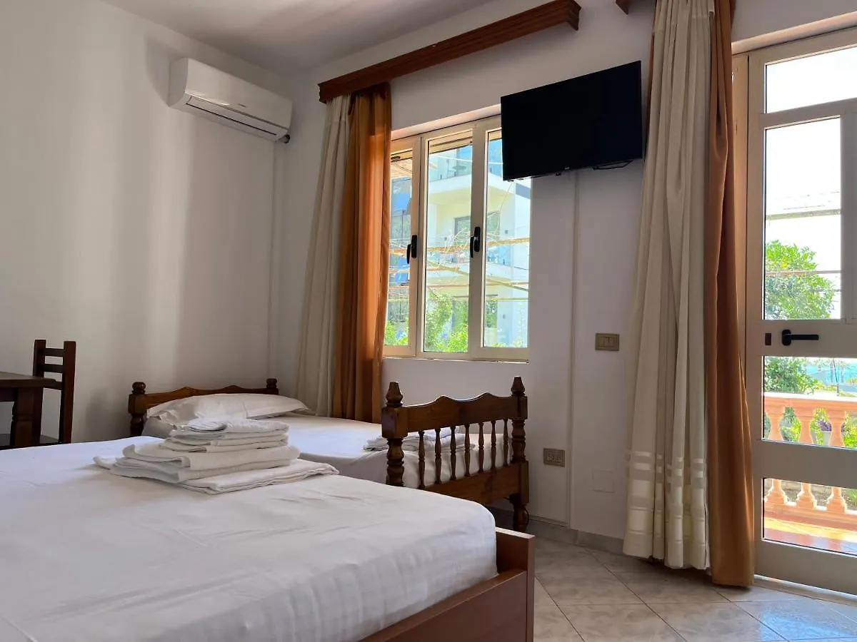 Rei'S Place Vlore 0*,