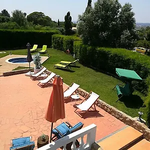 https://quinta-da-falcoeira.hotelaalgarve.com