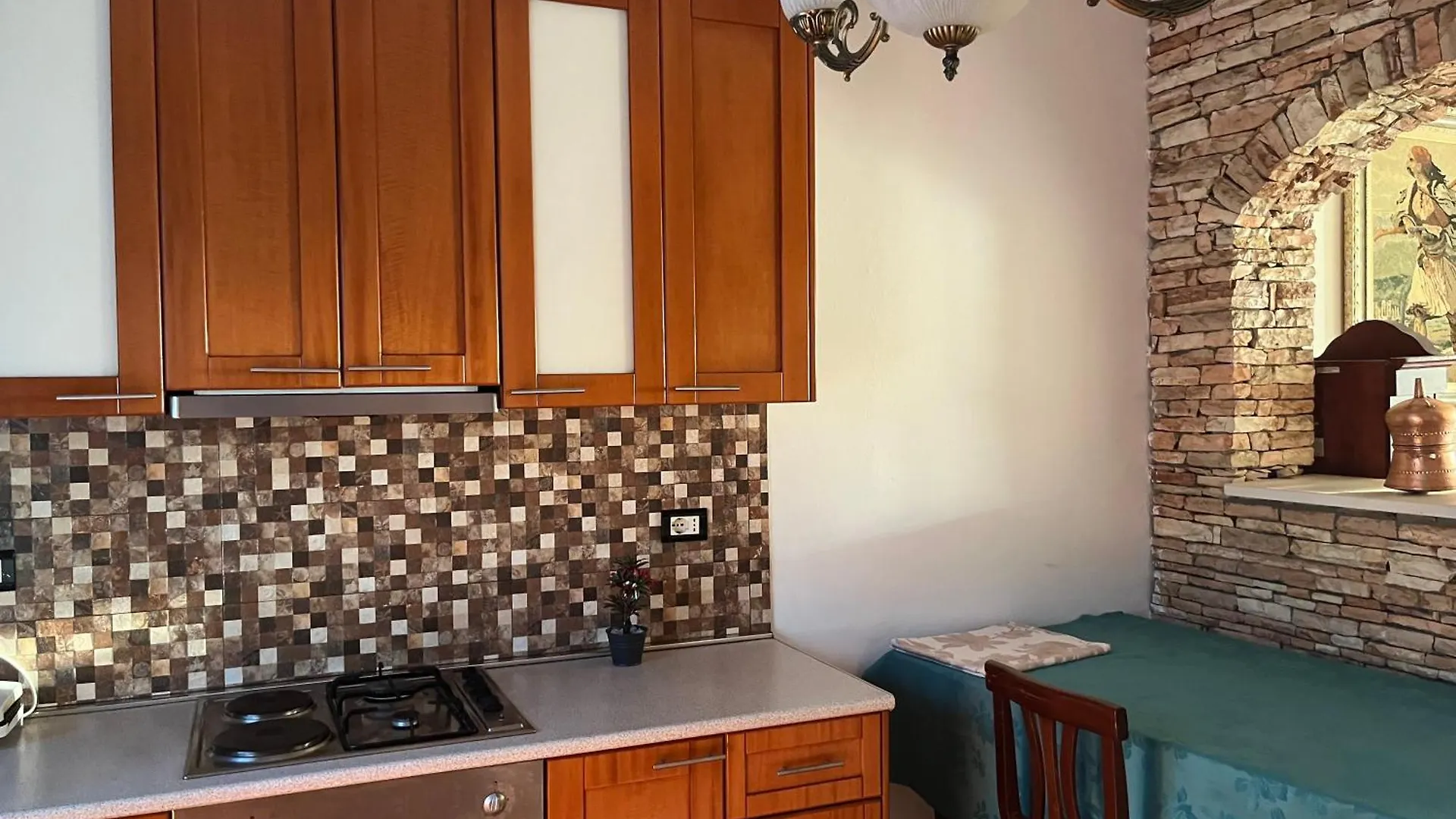 Rei'S Place Vlorë 0*,  アルバニア