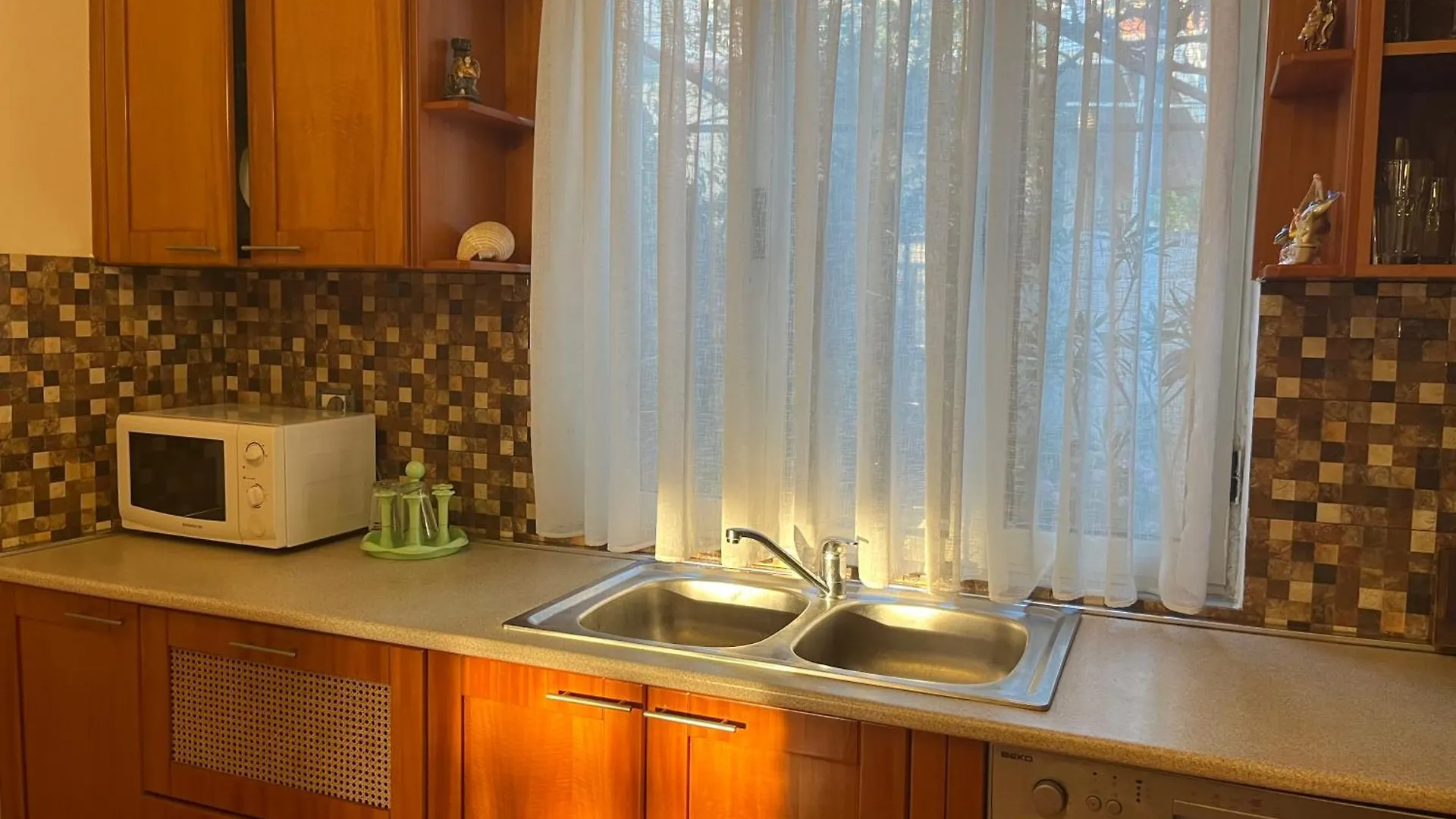 Rei'S Place Vlorë ゲストハウス
