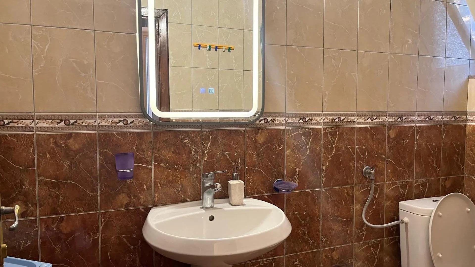 ゲストハウス Rei'S Place Vlorë