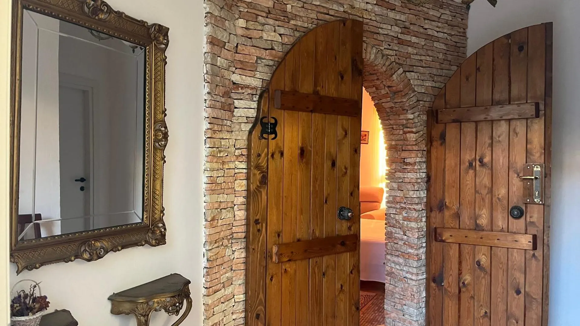ゲストハウス Rei'S Place Vlorë