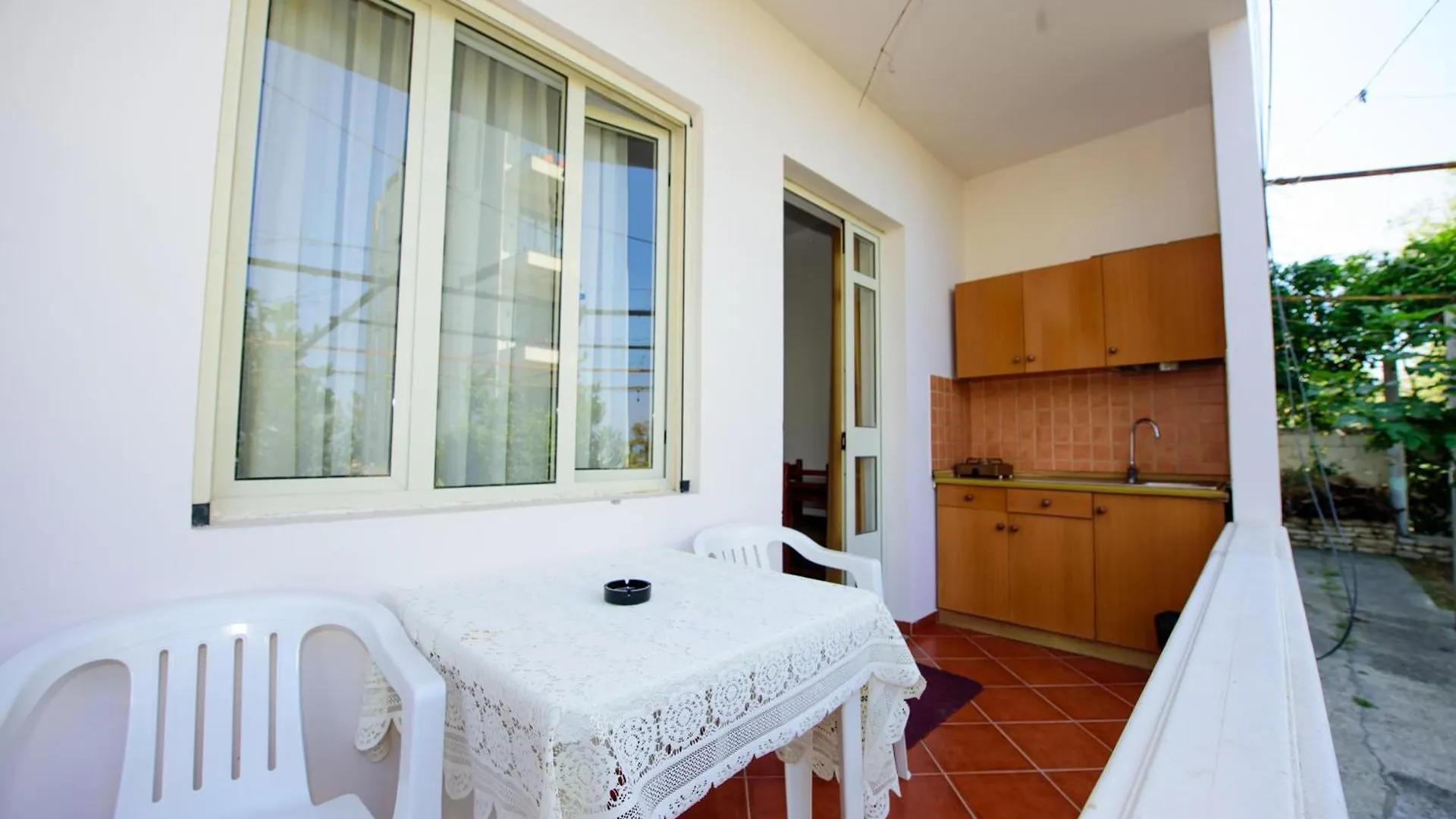 Rei'S Place Vlorë ゲストハウス