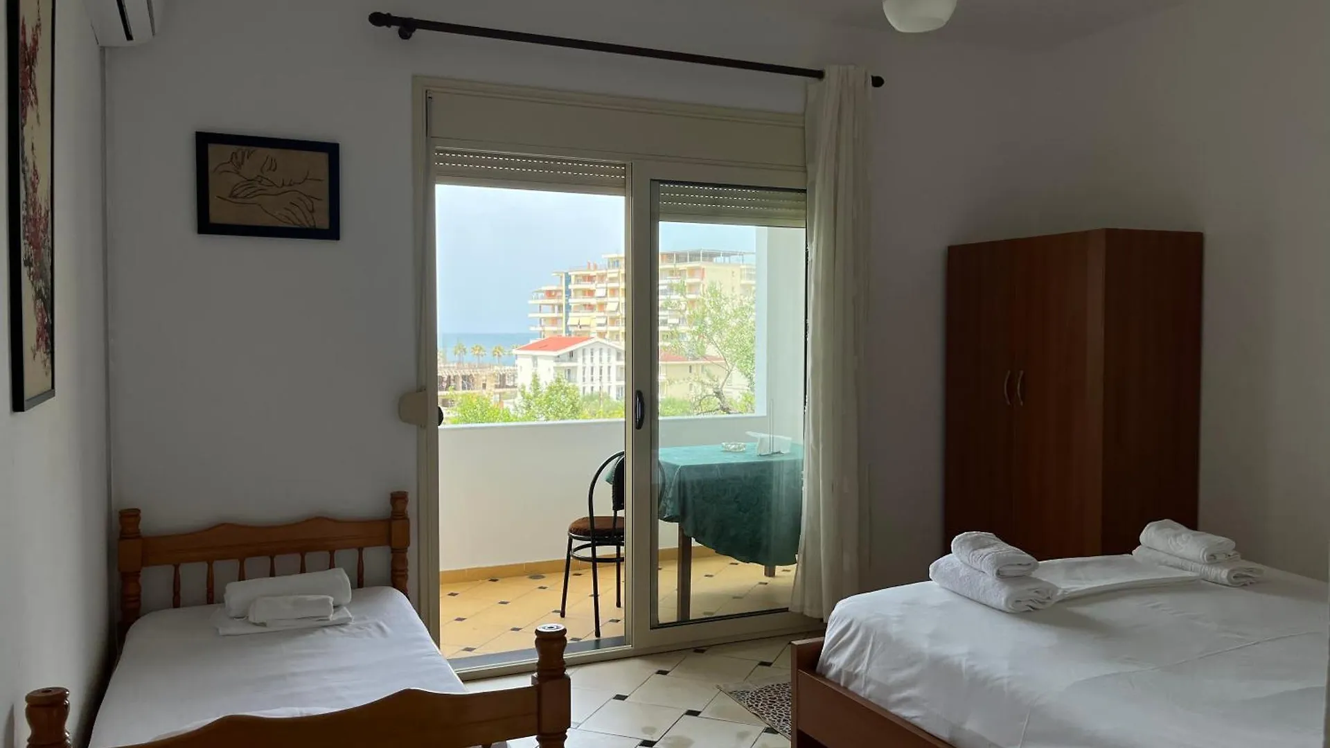 Rei'S Place Vlore 0*,  Albania